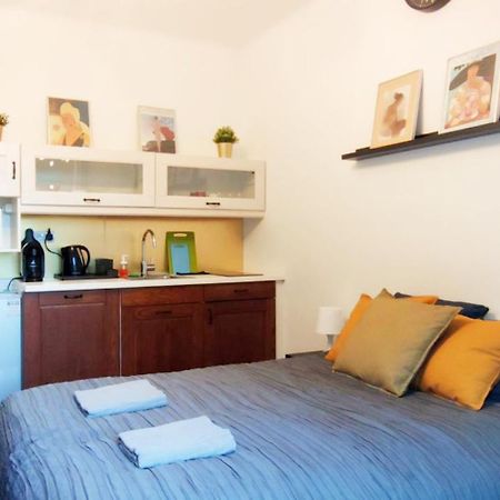 Labo Apartment Kasprzaka Варшава Экстерьер фото